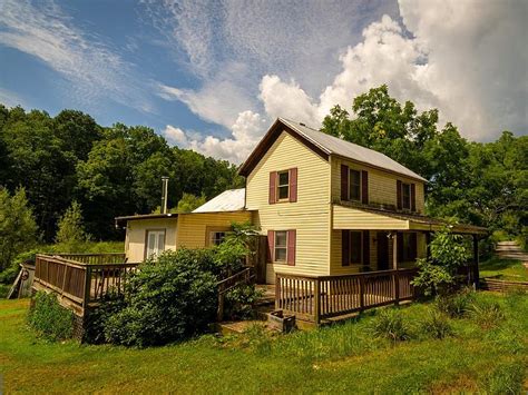 Off Market Great Setting In The West Virginia Mountains On 16 Acres