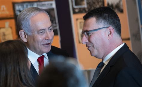 קרא הכל על גדעון סער באתר גלובס: N12 - המרוויחים והמפסידים העיקריים מהמהלך של סער