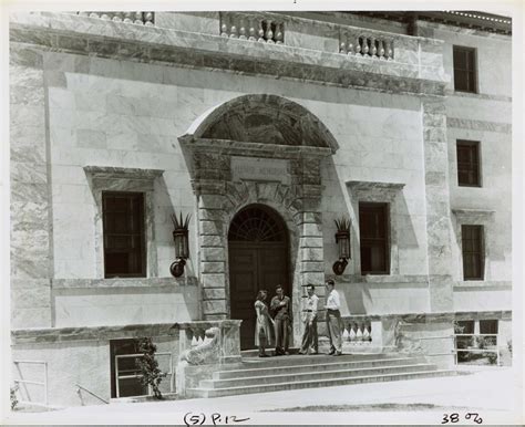 Alumni Memorial Building Entrance Emory University Archive Flickr
