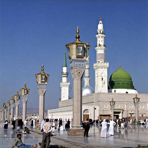 Worlds Incredible Medinathe Prophets Mosque Saudi Arabia