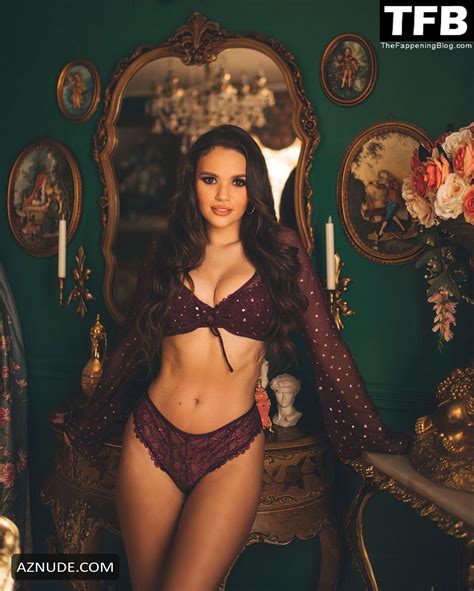 Madison Pettis Sexy Poses Showing Off Her Hot Figure In Lingerie In A