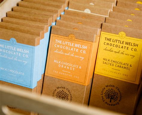 Organic, fair trade, luxury dark, milk and white chocolate bars – The