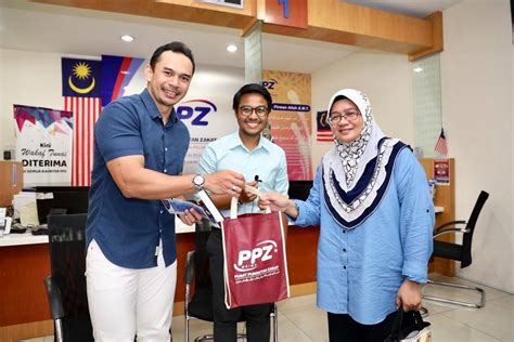 Cara tunaikan cek/bank in cheque di bank(guna cheque deposit machine). Jom Tunaikan Zakat di PPZ MAIWP - dboystudio