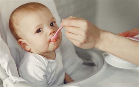 Namun, ada beberapa kondisi yang harus diganti dengan sufor. Makanan Pejal Paling Sesuai Untuk Bayi Cerai Susu