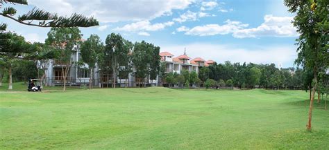 Eagleton The Golf Village