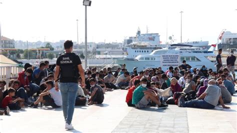 Turkey Rescues 176 Asylum Seekers Pushed Back By Greece In Aegean Turkiye Newspaper