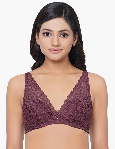 buy mystique padded non wired 3 4th cup lace plunge bra purple online wacoal india