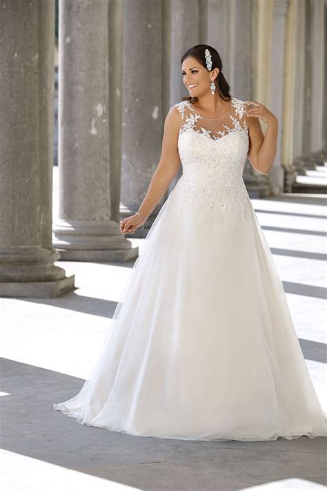 Brautmode heilbronn gleich probieren und kaufen. Übergrößen Brautkleider und Hochzeitskleider in Siegburg