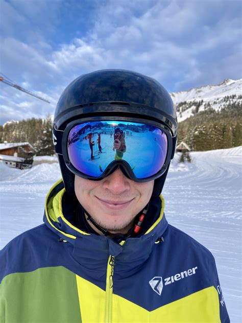 „das mache ich auch während wettkampfphasen, nur bleibt neben dem normalen training oft nicht genügend zeit. JO Trainer*innen - Skiclub Parpan