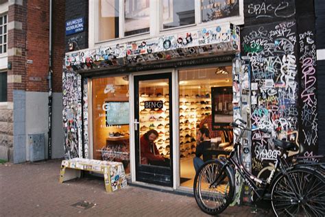 For example just assume you give one team member 3 boards a month. AMSTERDAM'S NOTORIOUS SKATE SHOP BEN-G IS STILL NOT ...