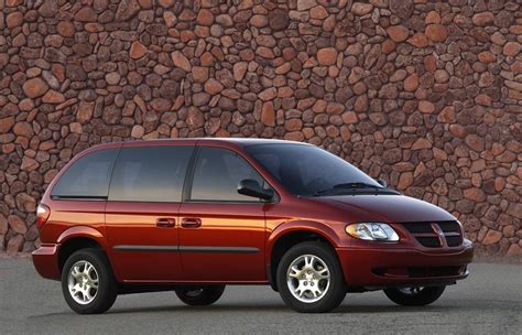 Edmunds also has dodge grand caravan pricing, mpg, specs, pictures, safety features, consumer reviews and more. 2004 Dodge Caravan - conceptcarz.com