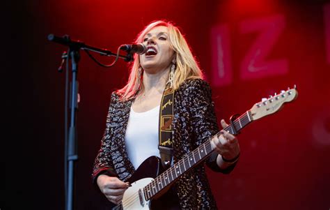 Liz Phair Records Song Using Twitters New Audio Tweet Feature Listen