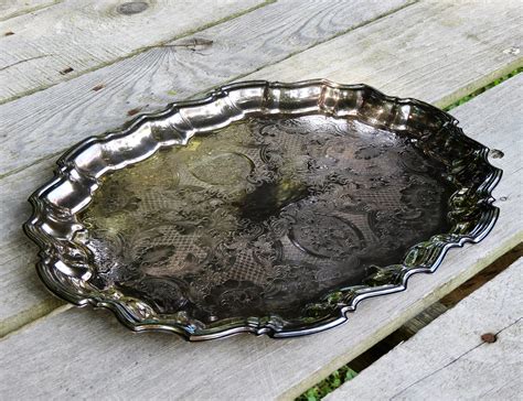 Example sentences with on a silver platter, translation memory. Vintage Sheffield Platter, Silver Plated, Serving Tray ...