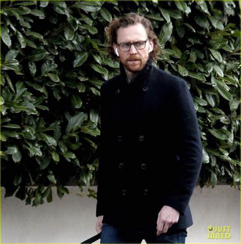 Tom Hiddleston Steps Out For A Stroll With His Pup Photo 4181697 Tom Hiddleston Toms Film