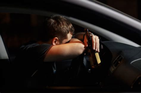 4 Tips For Handling A Drunk Or Drugged Driver After A Crash