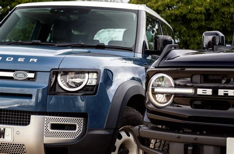 Top 118 Images Land Rover Defender Vs Bronco Sport Inthptnganamst