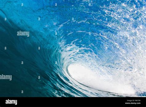 Ocean Wave Hi Res Stock Photography And Images Alamy