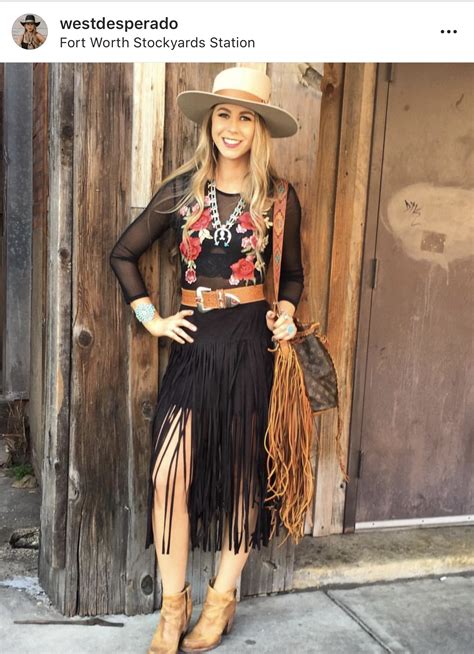 Nfr Outfit Inspo Westdesperado Nfr Outfits Texas Chic Attire Rodeo Wife Outfits