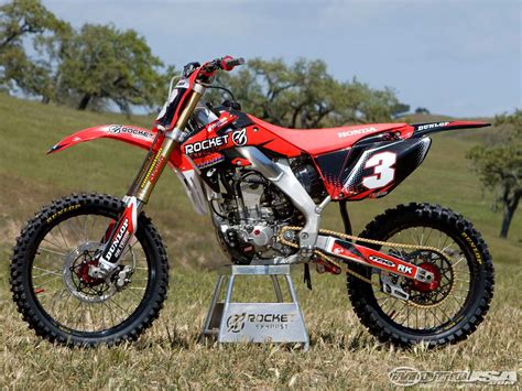 2019 honda crf 250l clutch engaging when going up hill in any gear, when attemting to shift up or down the clucth stays engaged wqhile ther speed decreases … read more. 2009 Honda CRF250F - Moto.ZombDrive.COM
