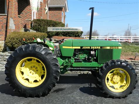 John Deere 2555 Tractor 4x4 With