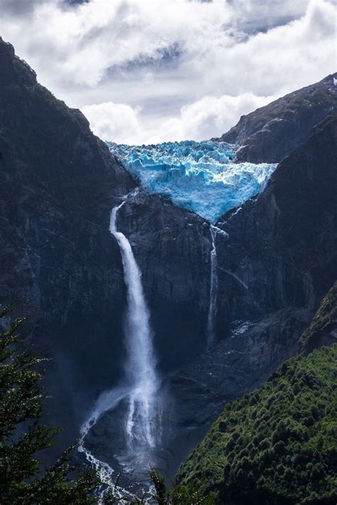 Ventisquero Colgante Hanging Glacier At Queulat National Park Along