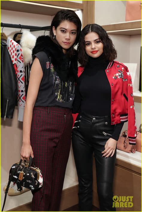 Selena Gomez Meets With Lucky Fans At Coach Event Photo 1110352