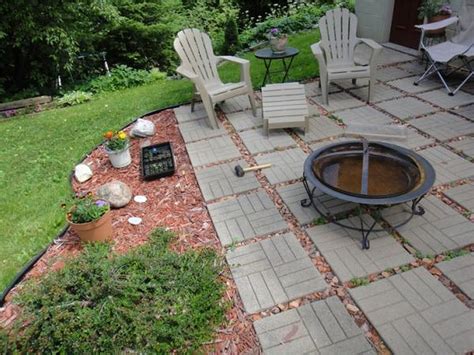 Good landscape designs are anchored by focal points. 50 Stylish Small Backyard with Hardscape Ideas - DecoRecord | Small backyard landscaping, Cheap ...