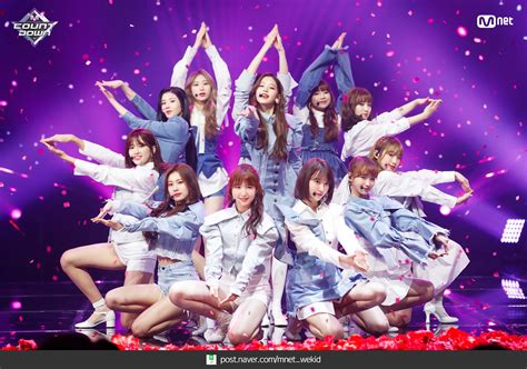 Maybe you would like to learn more about one of these? 181101 M countdown IZ*ONE - La Vie en Rose #izone #아이즈원 ...