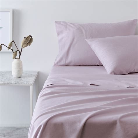 Flannelette Sheets 8 Sets Thatll Keep You Cosy Throughout Winter