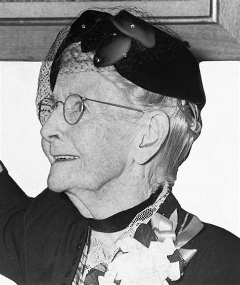5 Fast Facts Anna Mary Robertson “grandma” Moses Broad Strokes The National Museum Of Women