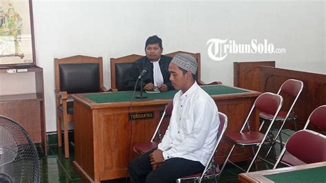 Divonis Penjara Seumur Hidup Dwi Feriyanto Pembunuh Dosen Uin Solo