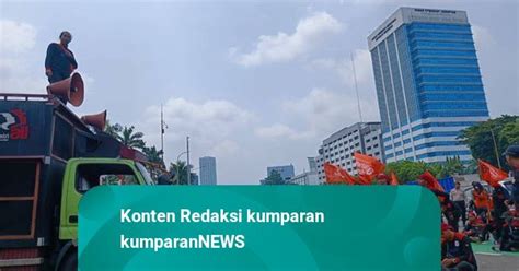 Partai Buruh Demo Di DPR Tolak Perppu Cipta Kerja Ancam Mogok Nasional