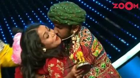 Neha Kakkar Kissed By A Contestant Without Her Consent On Sets Of A Singing Reality Show Youtube