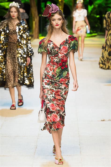 Dolce Gabbana Spring Ready To Wear Fashion Show Fashion Moda