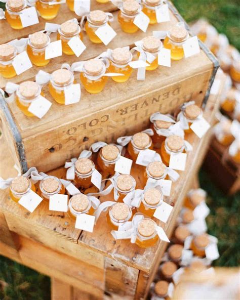 23 Seasonal Summer Wedding Favors Unusual Wedding Favours Honey