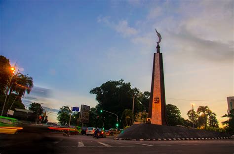 Visit Bogor City Tugu Kujang An Icon Of City