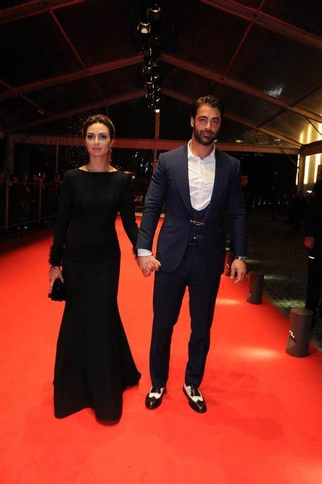 Sarp levendoğlu ve birce akalay. Sarp Levendoğlu ve Birce Akalay kavga etti - Son Dakika ...