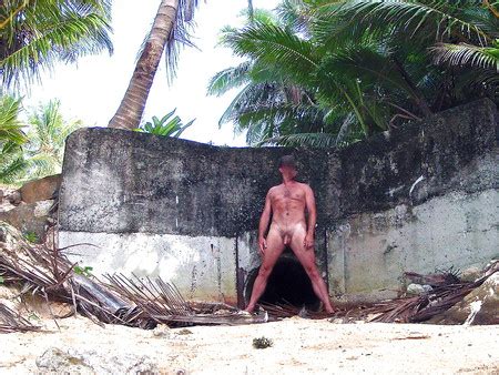 Public Nudity On A Tropical Island Pics Xhamster