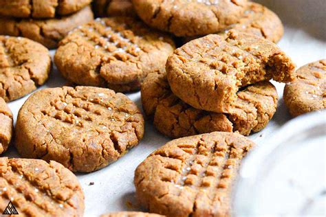 Low Carb Keto Peanut Butter Cookies 3g Carbs Little Pine Kitchen