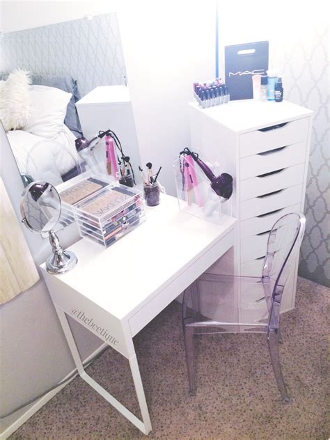 A diy flip top makeup vanity table. The Beetique: DIY ;; IKEA Vanity Trends