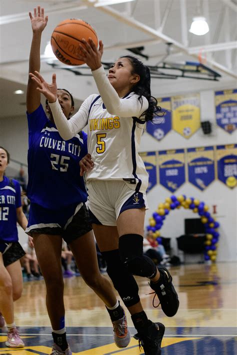 Santa Monica High School Beats Culver City Women S Basketball