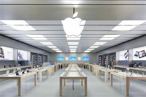 Viimeisimmät twiitit käyttäjältä app store (@appstore): Les Apple Store commencent à rouvrir, mais à quand la France