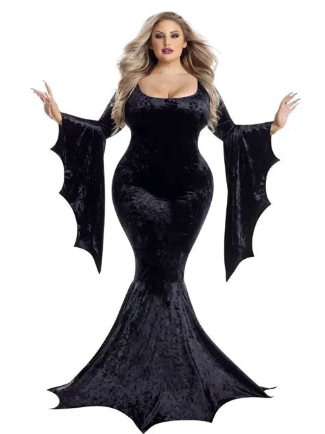 best plus size halloween costumes for women with curves curves level 10