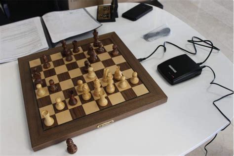 Millennium Chesslink