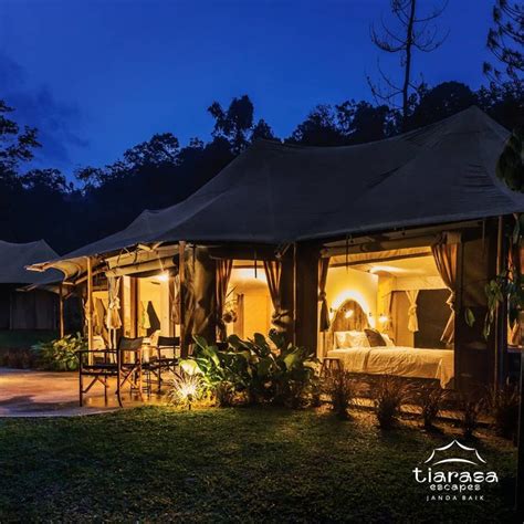 Tent interiors are exotic, chic and very comfortable. Tiarasa Escapes: This Dreamy Glamping Site In Janda Baik ...