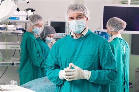 Four Surgeons Getting Ready To Operating On A Patient — Stock Photo