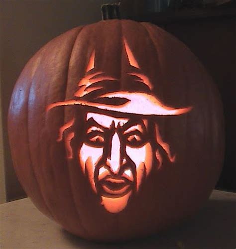 20 Unique Pumpkin Carving Designs To Try This Halloween
