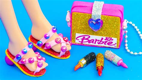 12 Diy Miniature Barbie Hacks And Crafts Barbie Hair Pins Shoes Bags