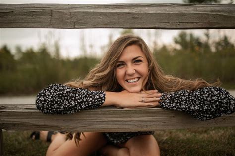 Seniors What To Expect — Lnm Photography How To Feel Beautiful