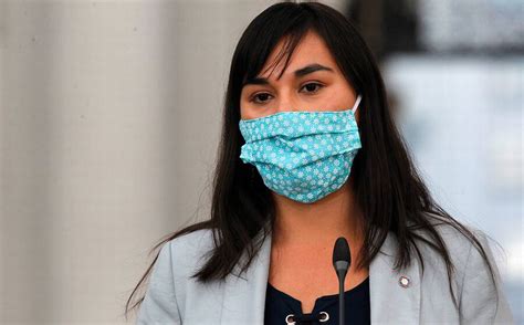 El nombre de la acción, en pleno 2020, probablemente debería el punto es que se suponía que la mujer en cuestión supuestamente era izkia siches, presidenta del colegio. PDI detiene a dos sujetos por amenazas de muerte contra ...